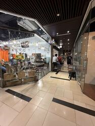 East Village (D16), Retail #551225911